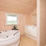 4 Star Holiday Home In Brovst 펜션 *
