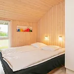 4 Star Holiday Home In Brovst Сasa de vacaciones *